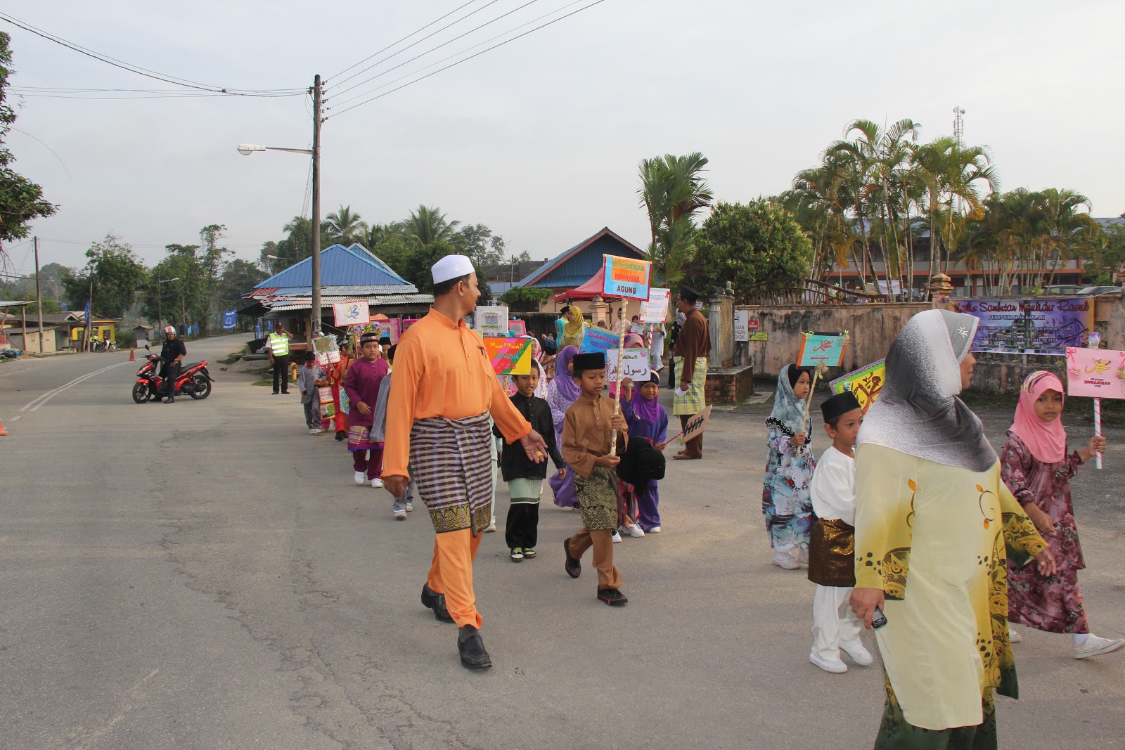 SK BUKIT PETITI  Kuala Terengganu: SAMBUTAN MAULIDUR 