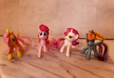 My LIttle Pony MLP  Hasbro miniatura de vinil da coleção McDonald's 2014 - lote de 4 diferentes   R$ 50,00  o lote