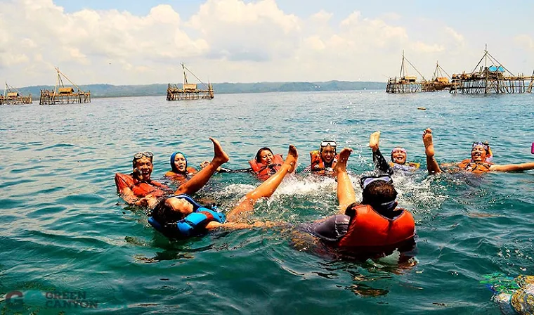 Berhenti sejenak dan mari beraktifitas snorkeling di Pangandaran