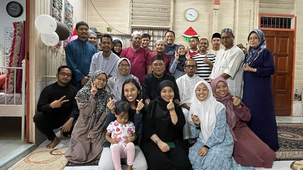 End of Year 2022 with Gather with Family! Selamat Tahun Baru 2023!