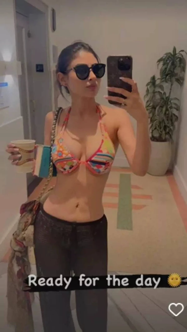 mouni roy bikini selfie sexy body