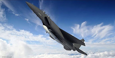 F-15 Strike Eagle dan peluncur satelit