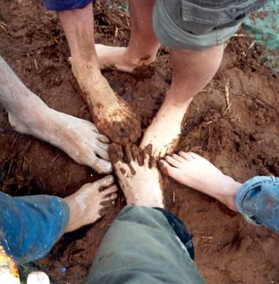 spirito laico: Deep ecology and bioregionalism to prevent the ...