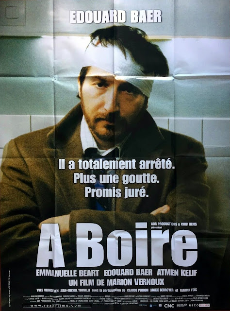 Á BOIRE. Francia. Cartel: 120 x 160 cms. Diseño: Agence Deleuse. Imprenta: Imp. Levillain, París. À boire. 2004. Francia. Dirección: Marion Vernoux. Reparto: Emmanuelle Béart, Edouard Baer, Atmen Kelif, Yves Verhoeven, Jean-Michel Tinivelli, Pierre-Louis Lanier, Claude Perron, Jackie Berroyer, Marina Foïs, Bruce Vernin.