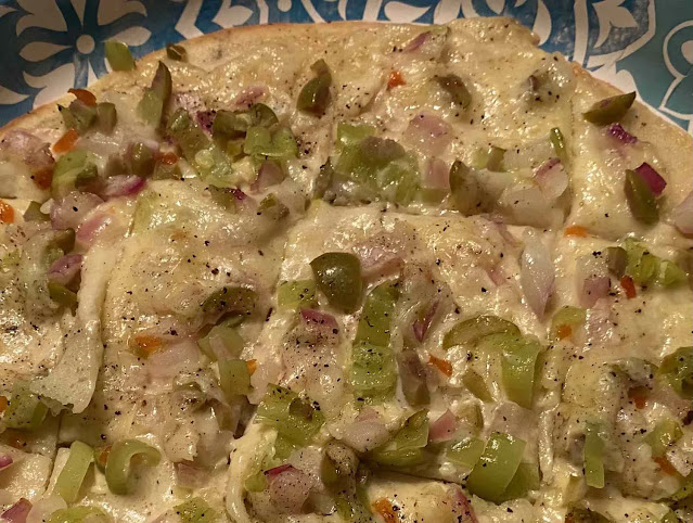 Crazy Crust Pizza: A Fun and Flavorful Twist on Traditional Pizza
