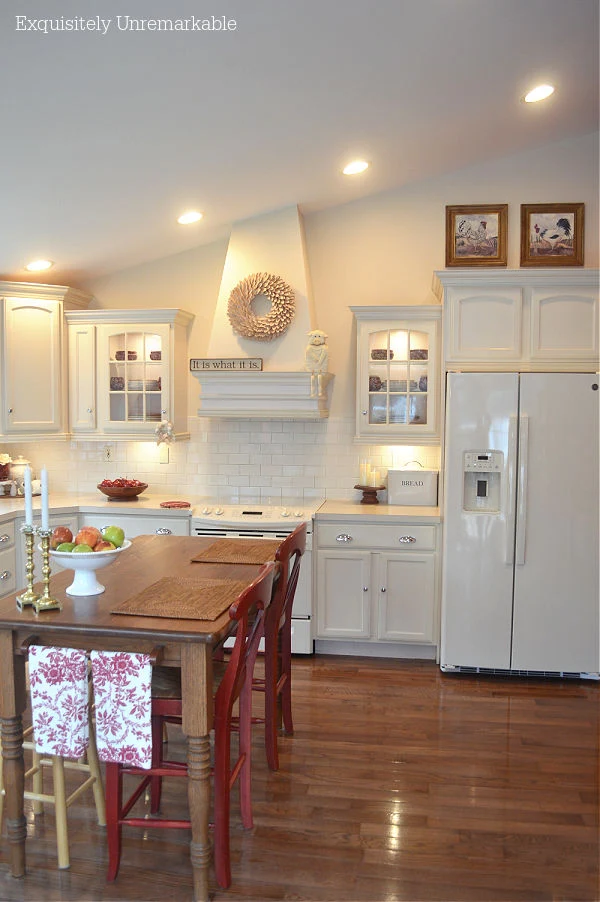 Wood Tones In A White Kitchen