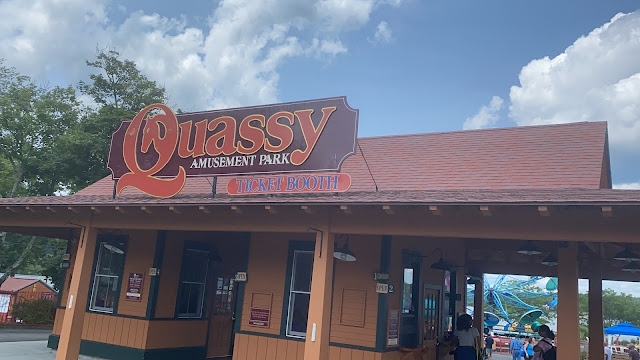 Quassy Amusement Park Entrance