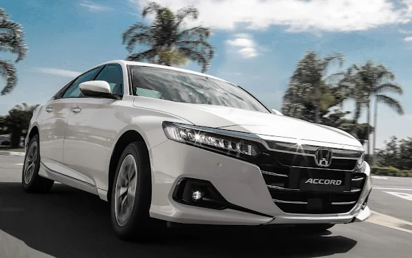 Honda Accord Híbrido 2022 apresentado no Brasil; nas lojas no 2º semestre