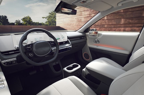 IONIQ 5 de Hyundai incorporará un retrovisor central digital que mejora la seguridad