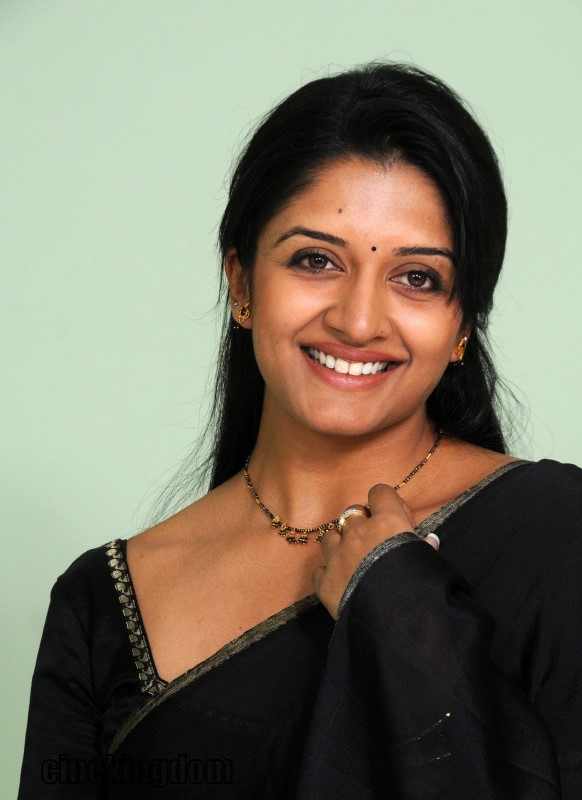 Viamala Raman Spicy Looks Black Saree