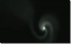 cahaya aneh di langit -UFO