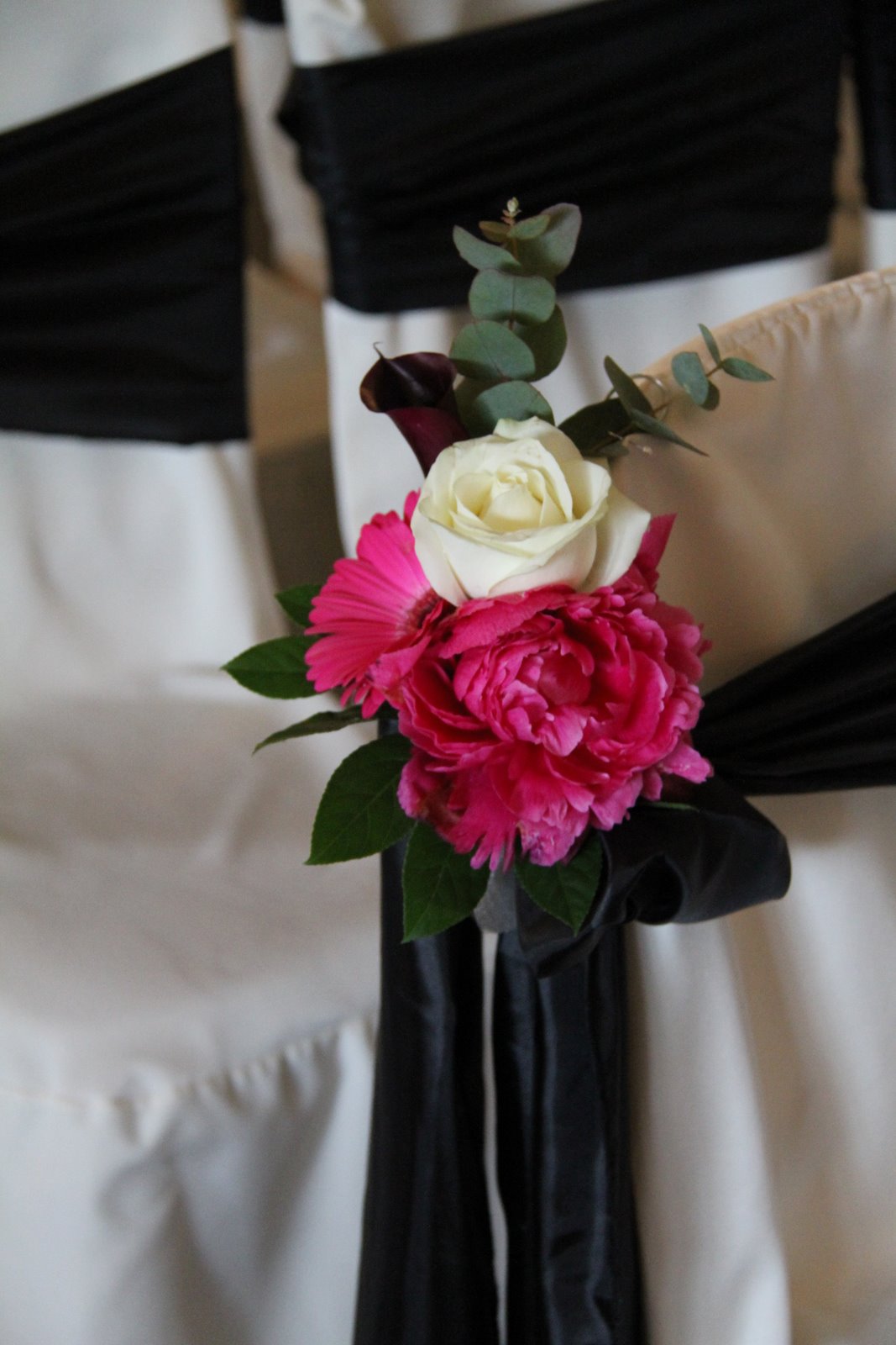 hot pink and black wedding