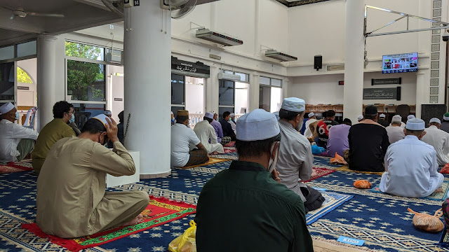 solat jumaat di masjid temerloh jaya dalam tempoh pkpp