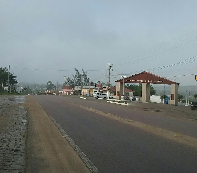 A CHUVA QUE NÃO PARA EM BOM CONSELHO. A TEMPERATURA DE 15 GRAUS DIÁRIOS 