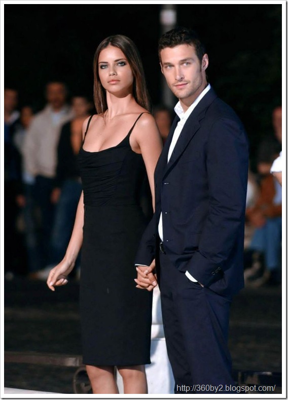 Brazilian Supermodel  Adriana Lima Fully Loaded Picture Gallery_30-lima