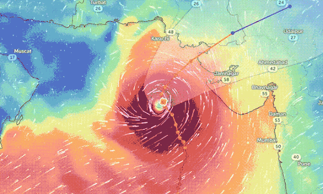 Bipar Joy south of Karachi, cloudy, strong winds prevail in the city