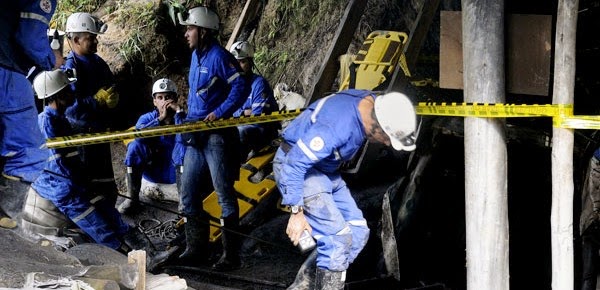 DOCE HOMBRES QUEDAN ATRAPADOS EN MINA DE CARBÓN AL NORESTE DE COLOMBIA; AUTORIDADES DICEN SON ESCASAS POSIBILIDADES DE QUE ESTÉN VIVOS