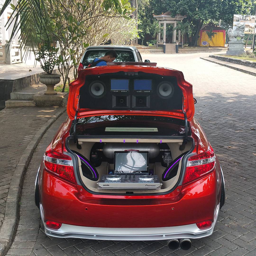 Modifikasi Mobil Toyota All New Vios 2016 Orange Ceper Full Audio