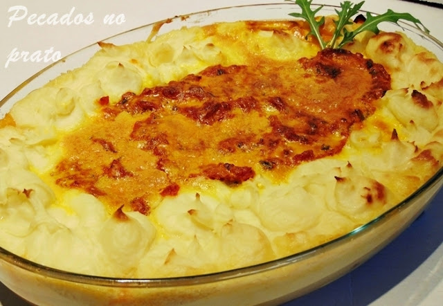 Receita de pescada gratinada com puré