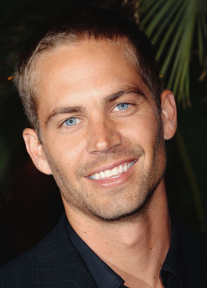 Paul Walker Wallpapers - Hollywood Actor ~ Wallpapers