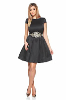 Rochie StarShinerS neagra de ocazie din material satinat