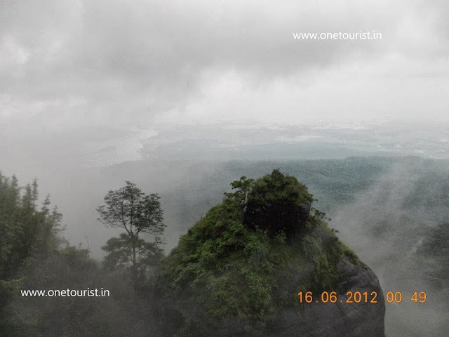 Pillor Rock , Cherrapunji , meghalaya