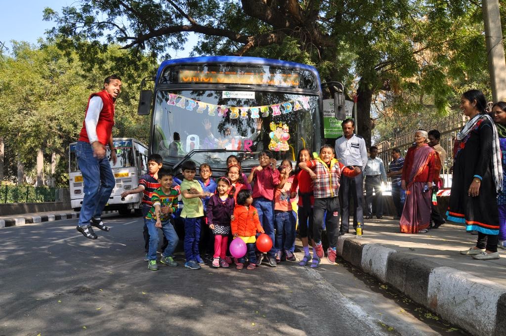 images birthday with hoho bus in delhi