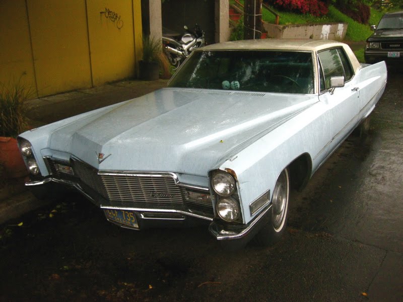 1967 Cadillac Coupe de Ville. 1967 Cadillac Coupe de Ville.
