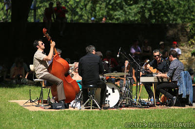 spectacle concert musiciens folk Santa Cruz Chamarande Essonne