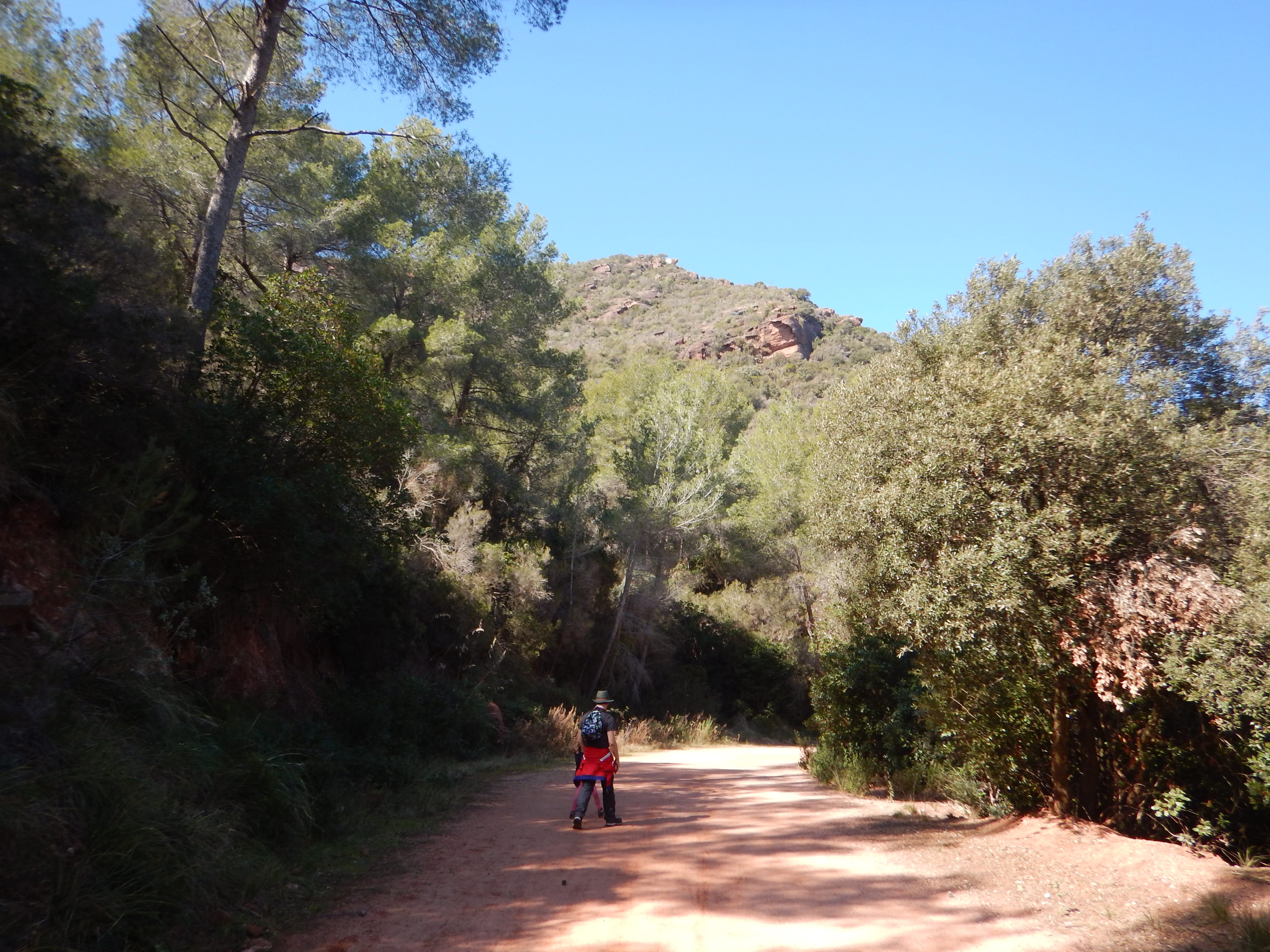 Ruta de Bruguers a la Cova Mare de Déu de Bruguers