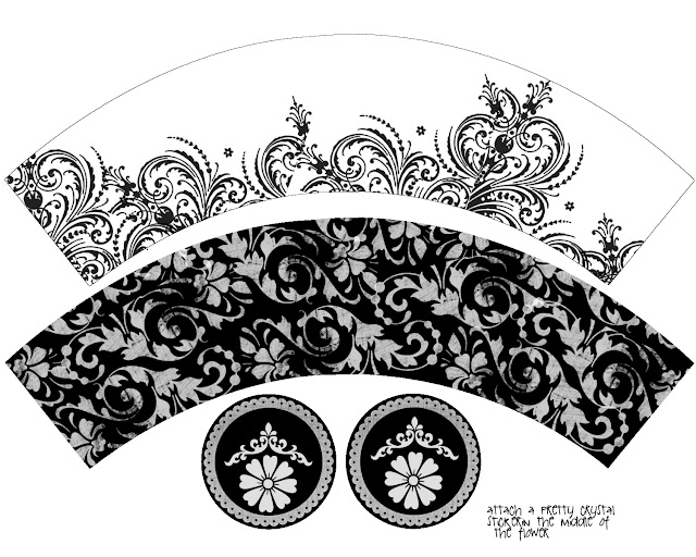 Provencal in Black and White Free Printable Cute Cupcake Wrappers.