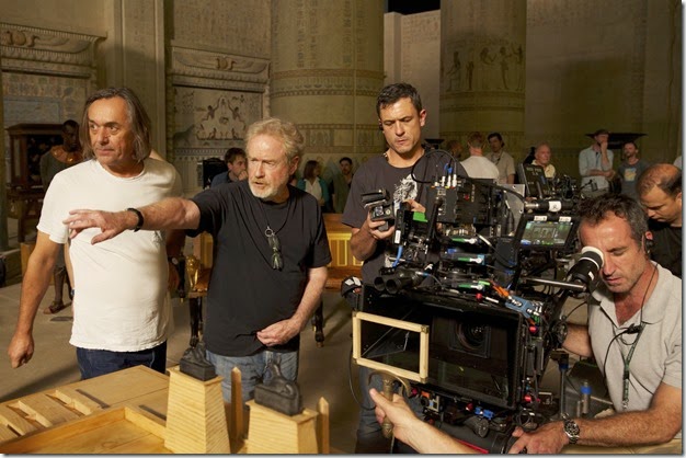 ridley scott on the set of EXODUS GODS&KINGS (1)