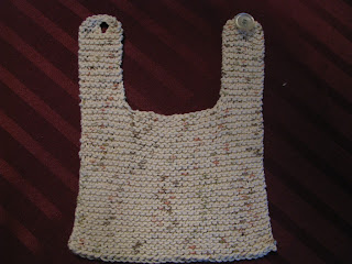 http://chrisknitsinniagara.blogspot.ca/2013/07/quick-knit-baby-bib.html