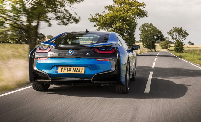 BMW i8 rear view on the move