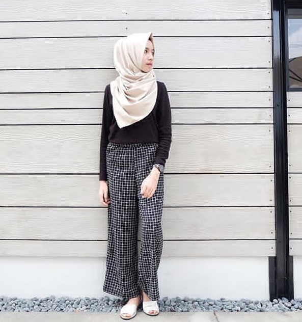 30+ Koleksi Fashion Hijab Remaja 2018 Gaya Masa Kini