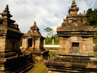 Candi Ngempon terletak di Kecamatan Bergas Kabupaten Semarang