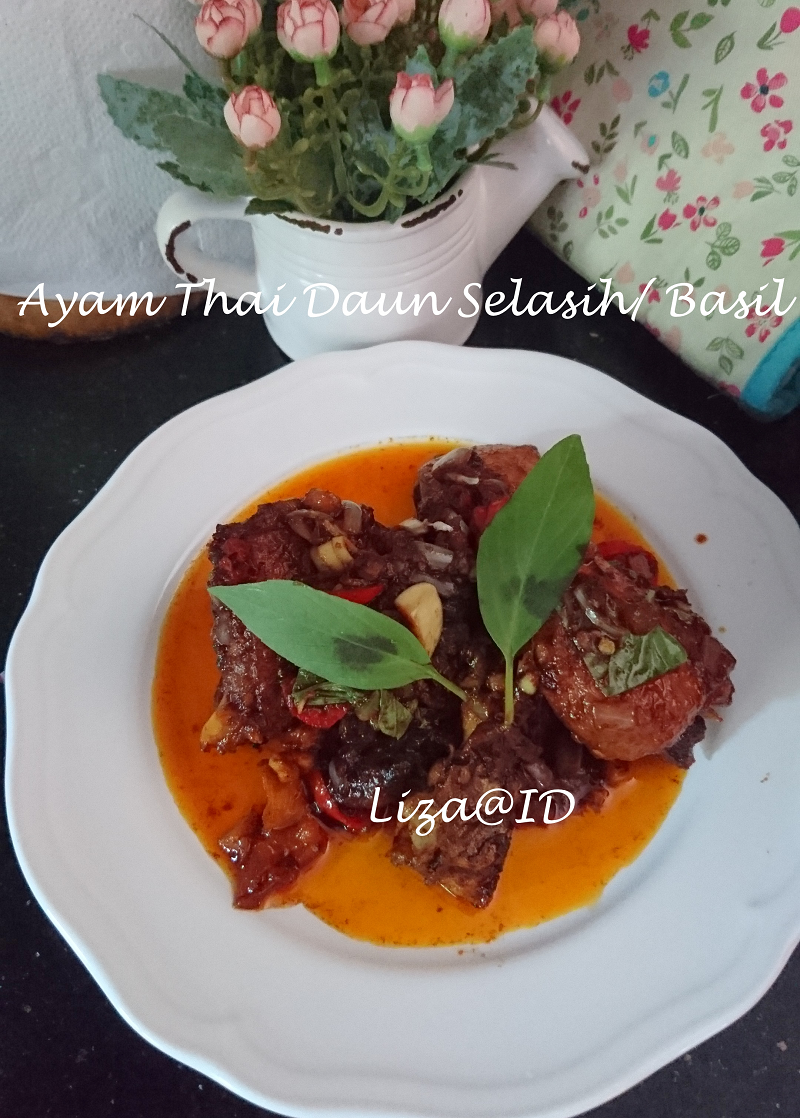 INTAI DAPUR: Ayam Thai Daun Basil/ Selasih