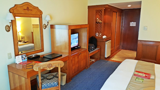 room at Waterfront Cebu City Hotel and Casino (Lahug)