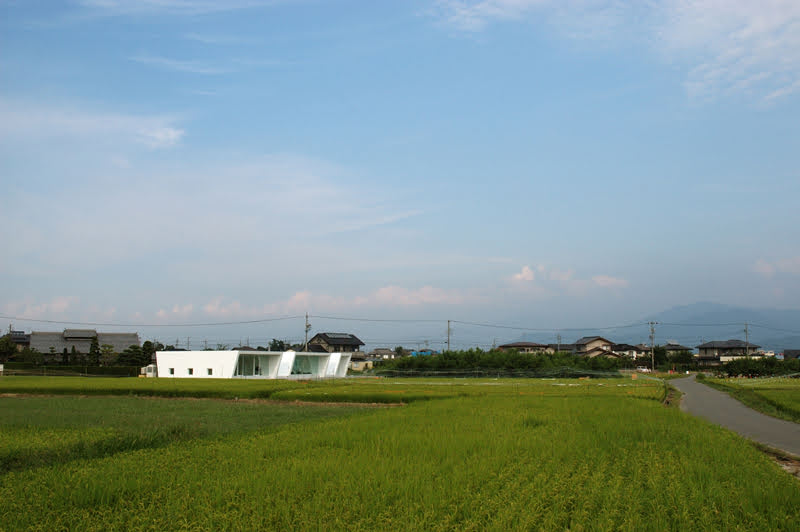 Clínica Dental & Residencia Minami-Nagano por Hiroki Tanabe