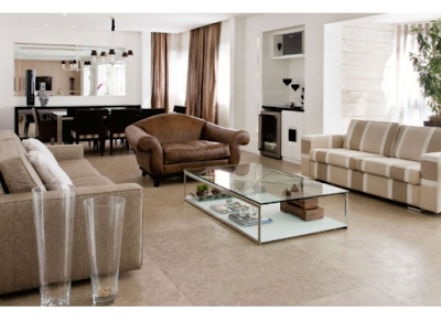 sala marron con beige