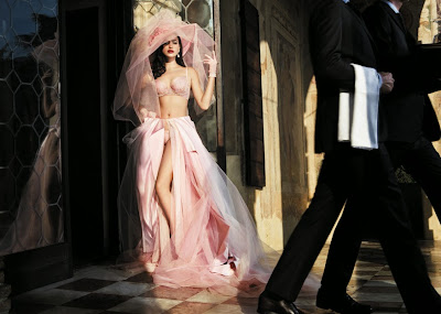 Irina Shayk hot sexy lingerie model