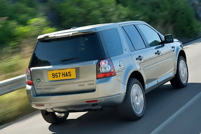 2011 Land Rover Freelander 2 Rear Side View