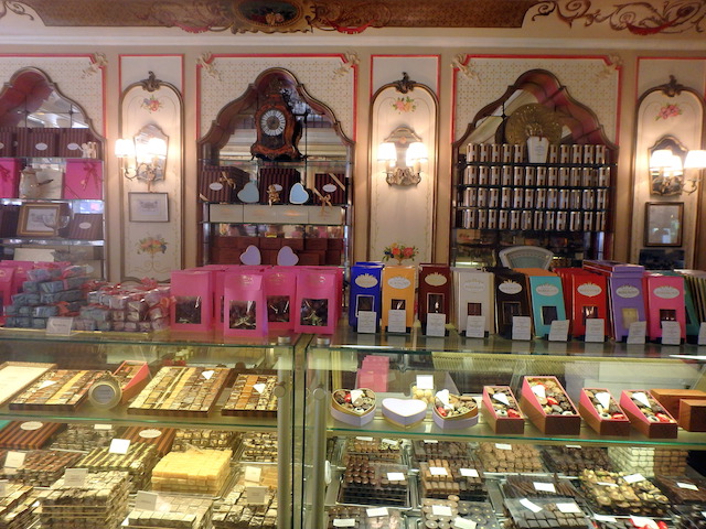 Patisserie Miremont an old charming tearoom in Biarritz