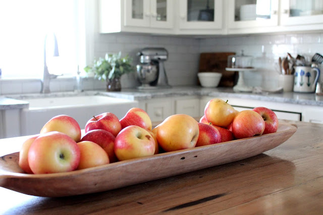 Fall Kitchen Decor - Keeping It Cozy