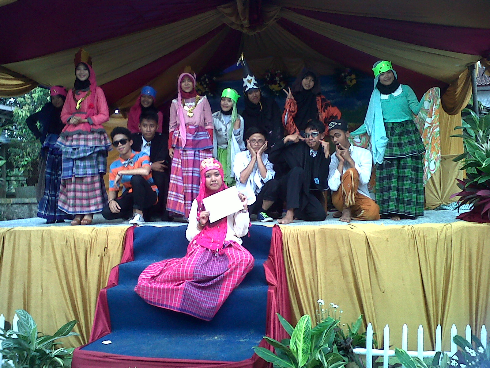 NASKAH DRAMA KABARET REKAMAN SUARA KABARET DRAMA SD SMP SMA