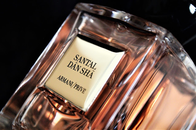 armani privé santal dan sha avis, armani privé santal dan sha parfum, armani privé avis, armani santal dan sha, santal dan sha, santal dan sha parfum, santal dan sha armani, armani privé parfum, parfum santal, nouveau parfum de niche, dernier armani privé, nouveau parfum femme, nouveau parfum homme