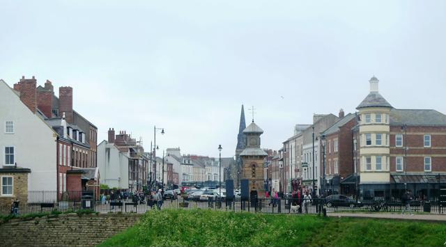 Taking Our Tweens to Tynemouth by Metro