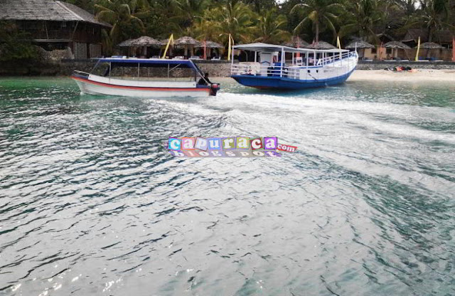 perahu di pantai, mari berlibur ke pantai bareng anak, perahu