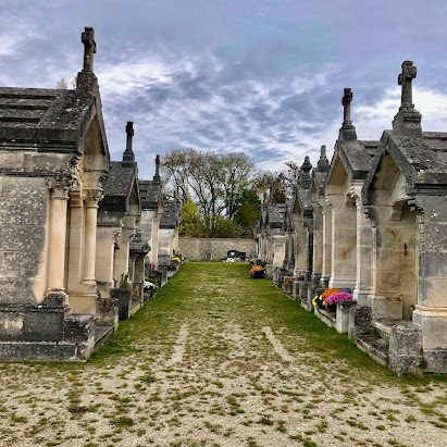 French Village Diaries cycle touring Charente Autumn Aigre to Angouleme