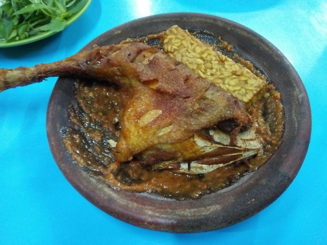 Menu ayam goreng